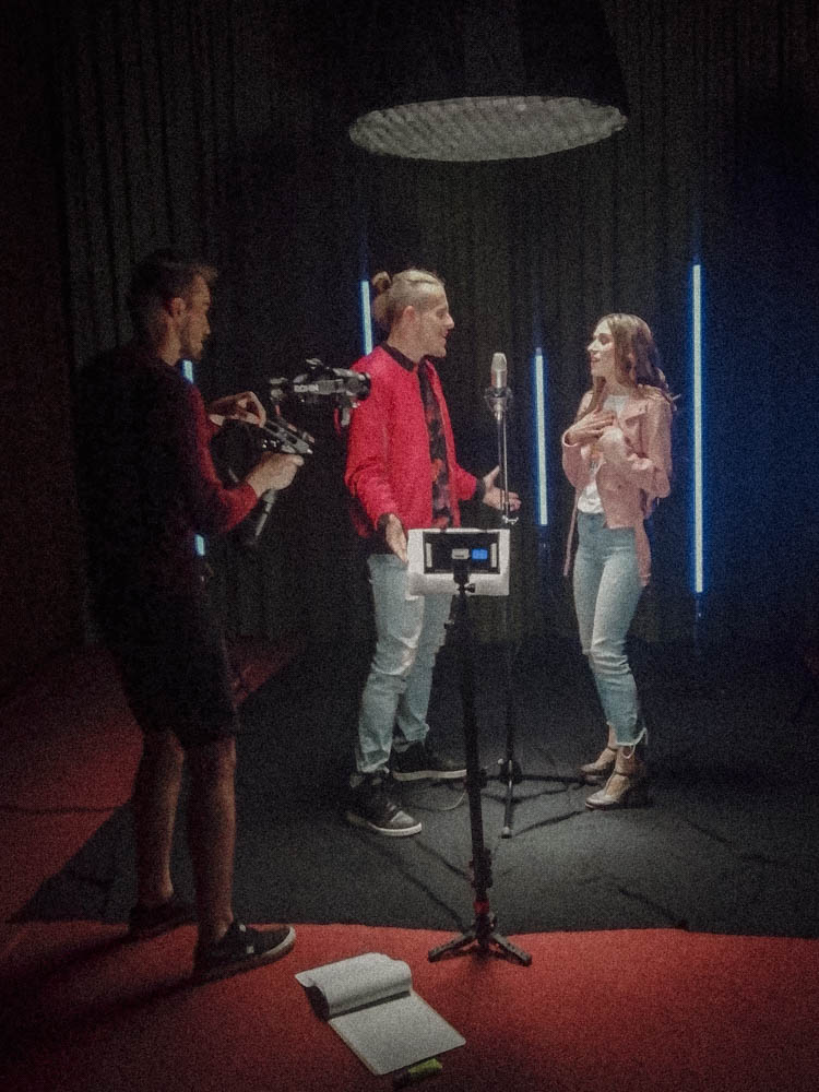 Roxette - Listen To Your Heart - Cover by Alice Fox ft. Rebeka Rajsek